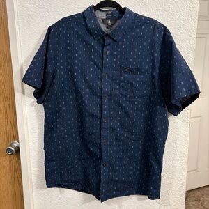 Volcom Men’s XL Short Sleeve Button-Up Shirt Navy Micro Pattern Casual Top‎